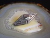 Atq 卍 & Arrows Stamped Diamond Shape Small Pin Brooch c.1930