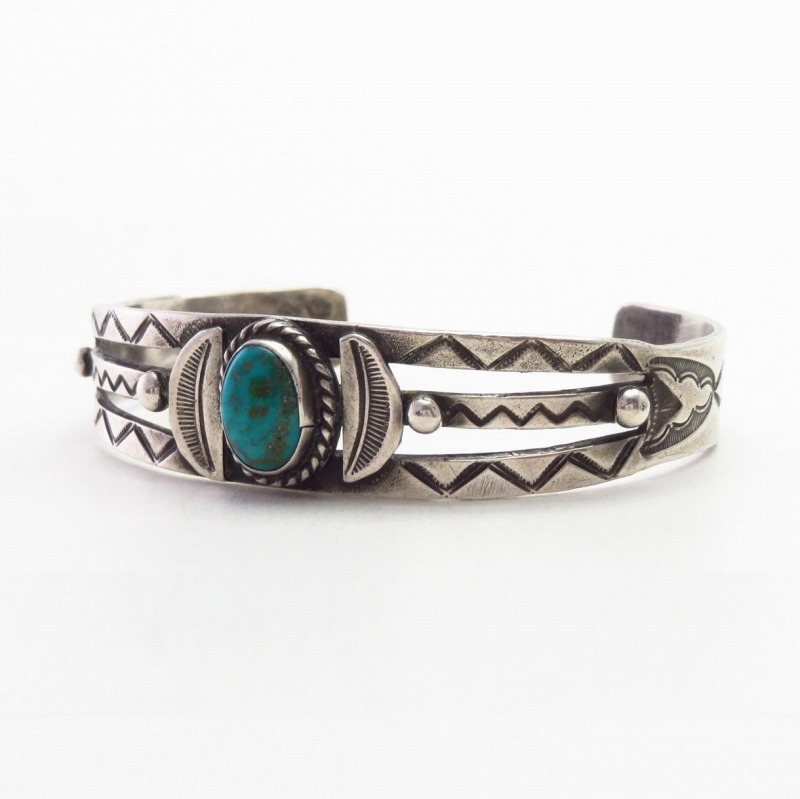 Vintage Navajo Arrows Stamped Cuff w/Turquoise c.1940～