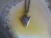 Atq Small Arrowhead Shape Top w/Turquoise Necklace  c.1930～