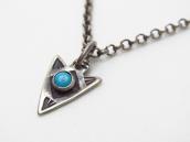 Atq Small Arrowhead Shape Top w/Turquoise Necklace  c.1930～