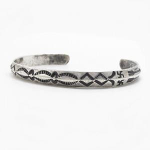 Antique Navajo 卍 & Arrows Stamped Triangle Wire Cuff  c.1930