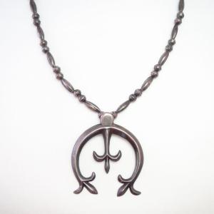 Vtg Navajo BenchMade Silver Bead Necklace w/CastNaja c.1965～
