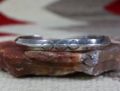 Early Navajo Stamped Ingot Silver Carinated Cuff  ～1930s