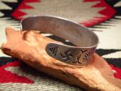 Antique Arrow & 卍 Stamped Silver Cuff Bracelet  c.1925～