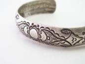 【Awa Tsireh】Historic Domed & Stamped Silver Cuff c.1930～