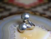 Vtg Two "Navajo Pearls" Face Tourist Ring in Silver  c.1950～