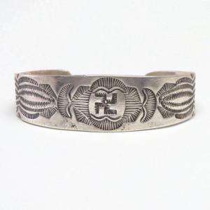 Antique Navajo 卍 Stamped Ingot Silver Cuff Bracelet  c.1920～