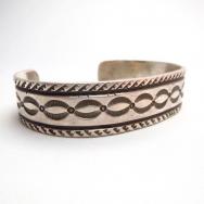 Antique Chisel Stamped Ingot Silver Cuff Bracelet  c.1920～