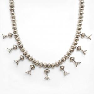 Vtg Navajo Stamped Bead w/Squash Blossom Necklace c.1960～