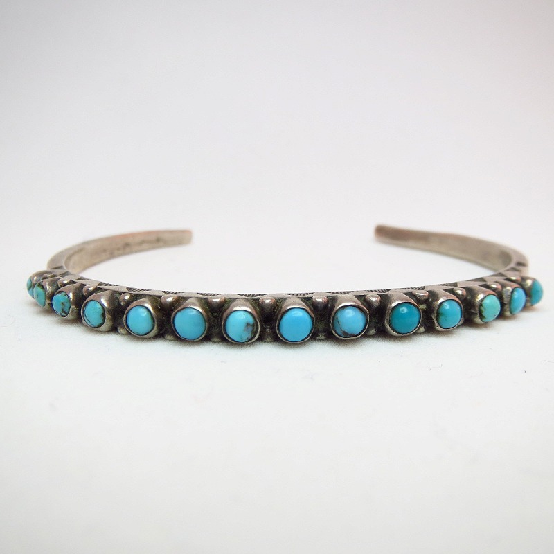 Antique Zuni Stamped Cuff with 14stone  c.1930～