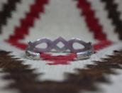 Vintage Navajo Stamped Sandcast Cuff in Silver  c.1940～