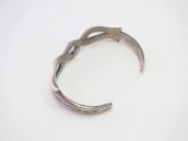 Vintage Navajo Stamped Sandcast Cuff in Silver  c.1940～