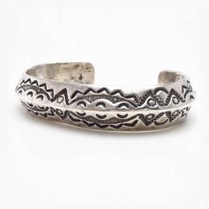 【Jack Adakai】Navajo Vtg Extra Heavy TriangleWire Cuff c.1960