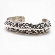 【Jack Adakai】Navajo Vtg Extra Heavy TriangleWire Cuff c.1960
