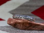 【Jack Adakai】Navajo Vtg Stamped Triangle Wire Cuff  c.1960