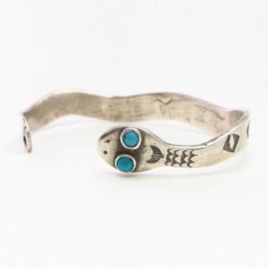 Antique Pueblo Rattlesnake Shape Ingot Silver Cuff c.1930～
