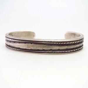 【Dyaami Lewis】 Acoma Stamp & Filed Heavy Silver Cuff  L-