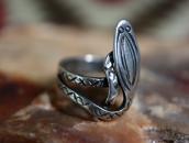 Antique Coiled Rattlesnake Shape Stamped Silver Ring c.1930～
