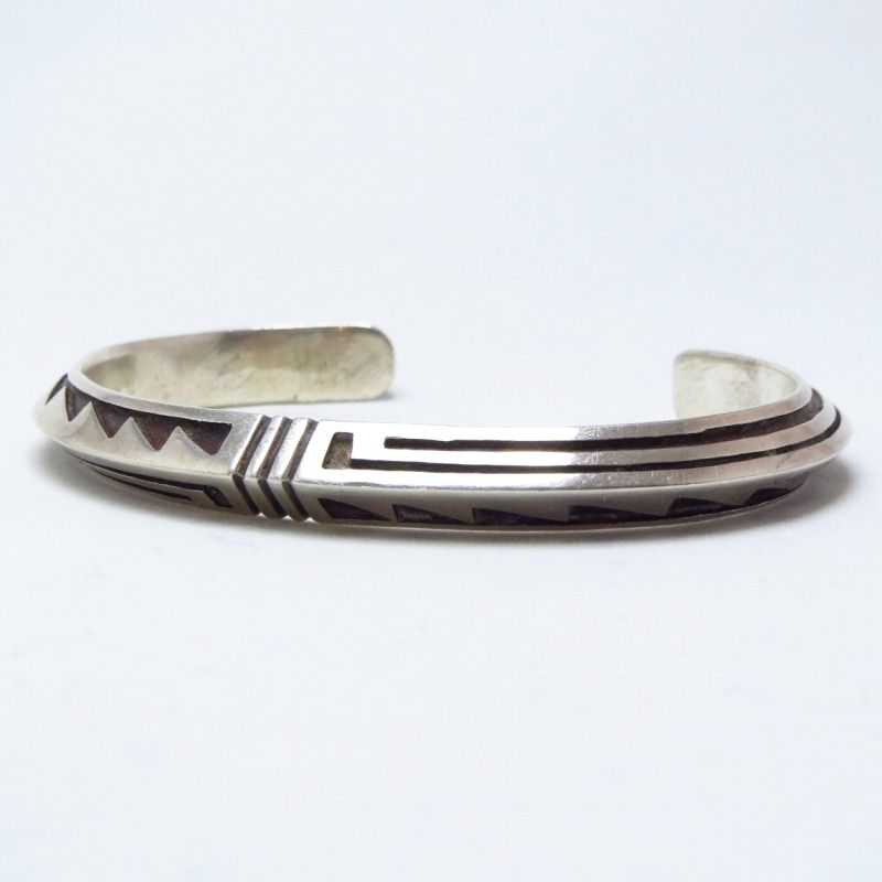 【Victor Coochwytewa】 Hopi Overlay TriangleWire Cuff c.1960 2