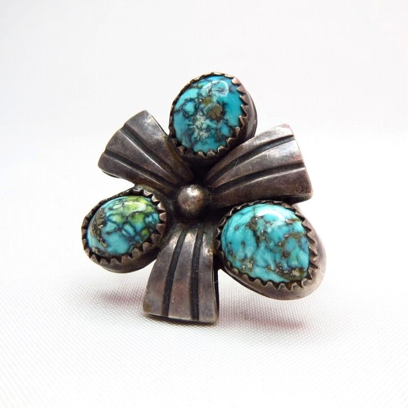 Vintage Tripartite Ring w/3 Spiderweb TQ c.1960