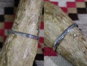 Atq Navajo Arrows Stamped Narrow Trianglewire Cuff  c.1930～