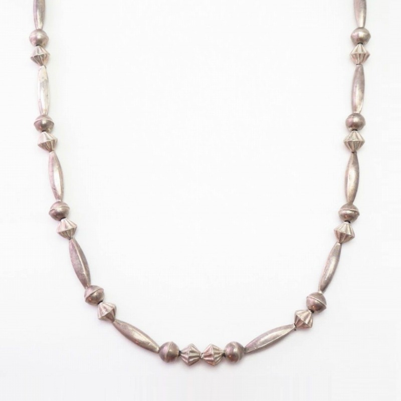 Vtg "Navajo Pearl" Hand Made Silver Beaded Necklace  c.1965～