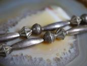 Vtg "Navajo Pearl" Hand Made Silver Beaded Necklace  c.1965～