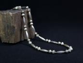 Vtg "Navajo Pearl" Hand Made Silver Beaded Necklace  c.1965～