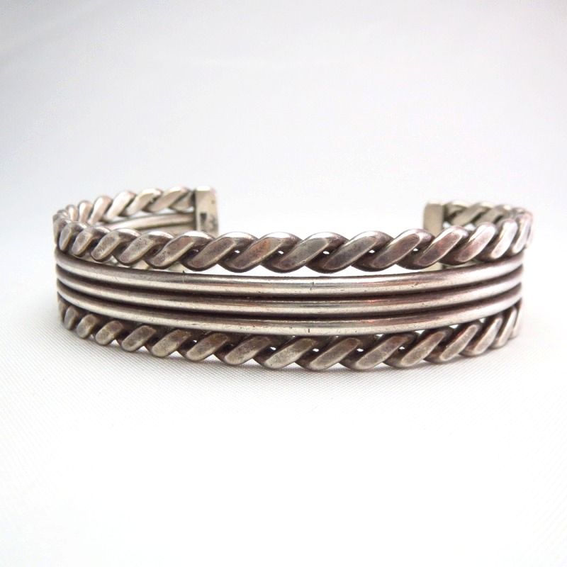 OLDPAWN  2Twisted & 3Round Silver Wire Cuff Bracelet  c.1970