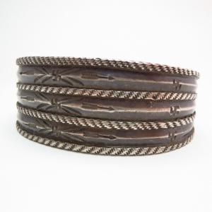 Antique Chisel & 卍 Stamped Ingot Wide Cuff c.1920～