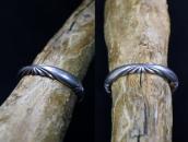 Vtg Navajo Burst Filed Half-Round Silver Wire Cuff c.1950～