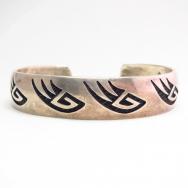 【Bernard Dawahoya】 Bear Track Overlay Cuff Bracelet  c.1975～