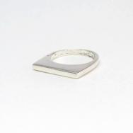 【Joe H. Quintana】 Vtg Cochiti Plain Silver Narrow Face Ring