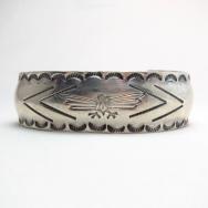 Antique 【Arrow Novelty】 Thunderbird Stamped Cuff  c.1920～