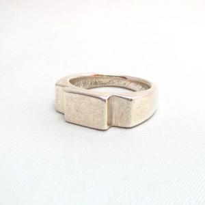 Joe H. Quintana Cochiti OLDPAWN Plain Silver Chiseled Ring