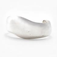 【Hopicrafts】Repoused Heavy Silver Cuff Bracelet c.1960～