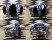 【GARDEN OF THE GODS】 Antique Silver Cuff w/Three Onyx c.1940
