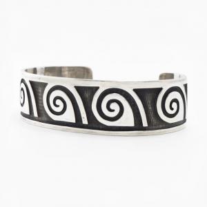 【Elgene Sehongva】Old Hopi Overlay Cuff Bracelet c.1975～