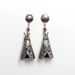 Vintage Stamped Silver Tipi Shape Screw-back Earring  c.1950