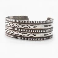 Atq Navajo Chiseled & Arrows Stamped Ingot Slv. Cuff c.1925～
