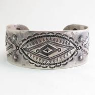 Antique Navajo 卍 Stamped Ingot Silver Wide Cuff  c.1920～