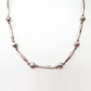 Vtg Stamped "Navajo Pearl" Silver Beaded Necklace  c.1950～