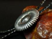【Jerry Roan】 Navajo Burst Stamped Concho Clasp Bolo  c.1960～