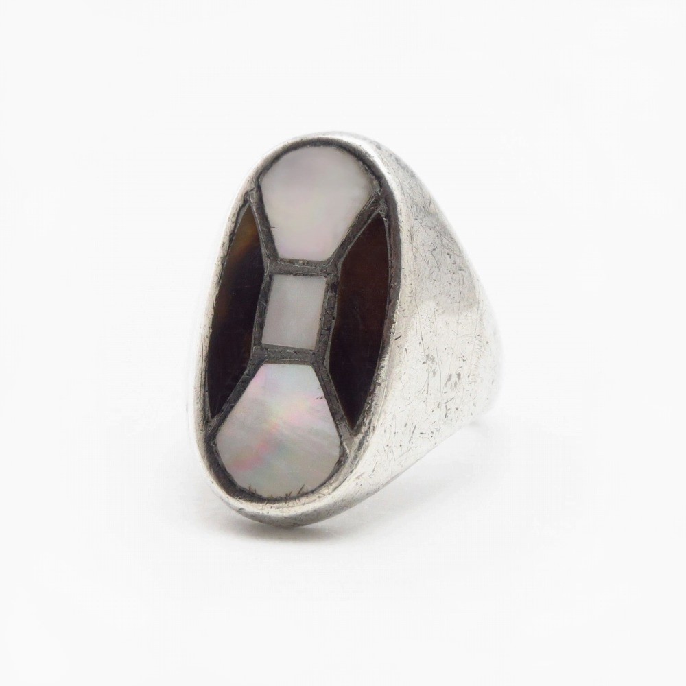 Vintage Zuni Tortoiseshell & Shell Inlay Seal Ring c.1965~