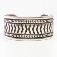 Attributed to【NAVAJO GUILD】Stamped Ingot Silver Cuff  c.1940