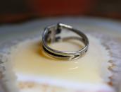 Antique Navajo Arrows Stamped 卍 Face Ring in Silver  c.1925～