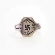 Atq Navajo 卍 & Arrows Stamped Cigar Band Worn Ring  c.1925～