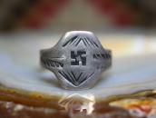 Atq Navajo 卍 & Arrows Stamped Cigar Band Worn Ring  c.1925～