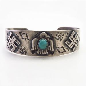 Atq Arrows Stamped 卍 & T-bird Applique Cuff in Silver c.1930