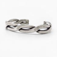 Vtg Navajo Heavy Flat Twisted Wire Cuff in Silver c.1960～